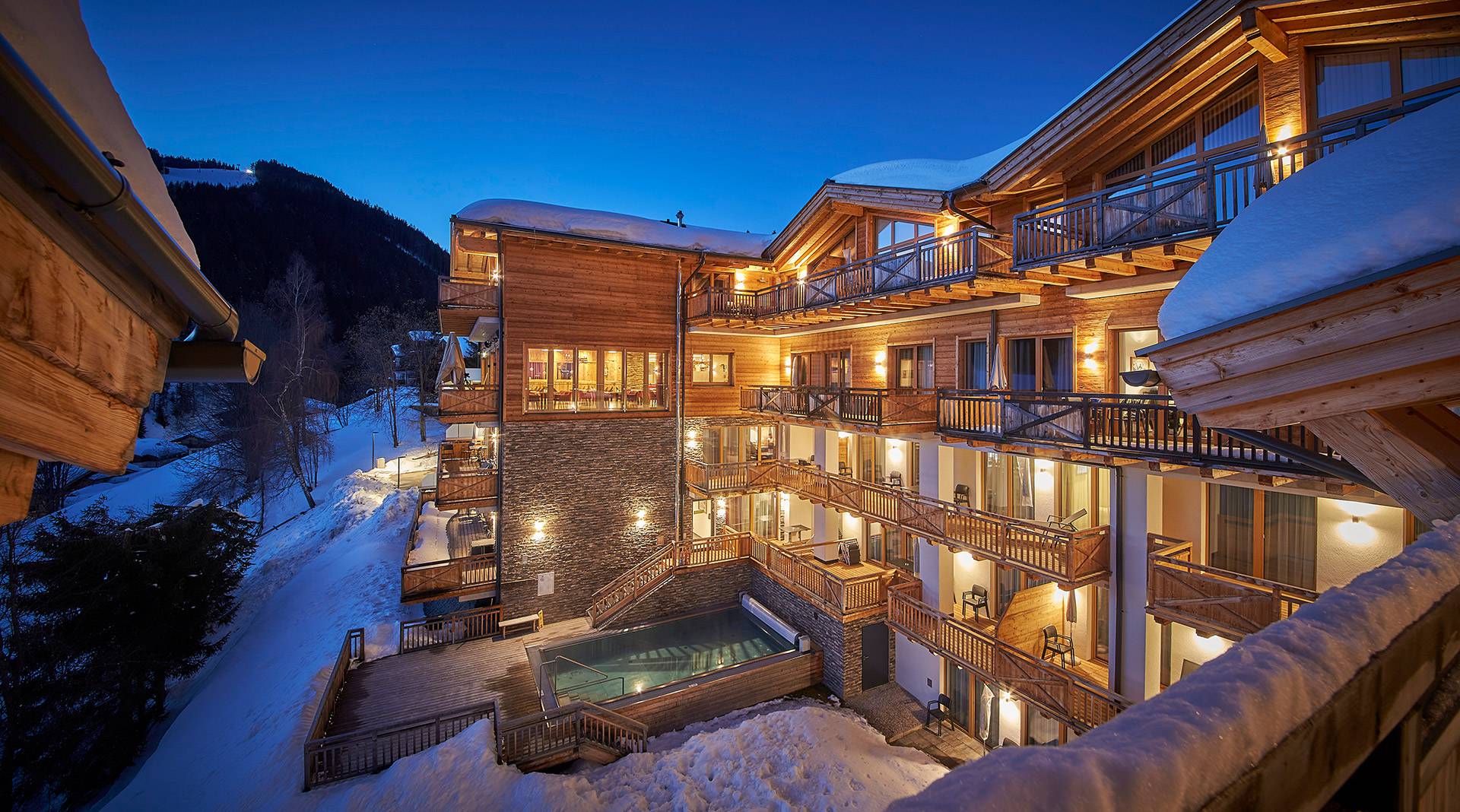 Urlaub mit Kindern im AlpenParks Hotel Sonnleiten in Saalbach Familienurlaub in Saalbach Hinterglemm